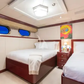 Guest Stateroom with 1 Double, 1 Single and a pullman