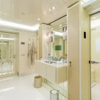 Principal Bathroom