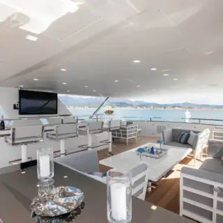 Sun Deck - Jan. 2023: cushions are now a stunning deeper silver shade