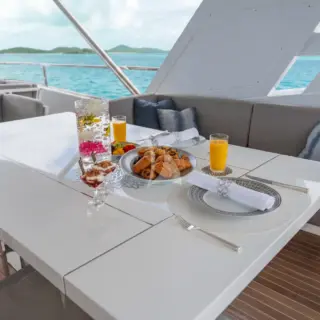 'H - Breakfast on Sundeck