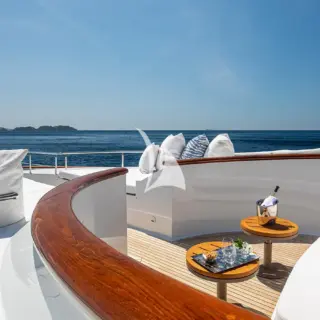 Sun deck