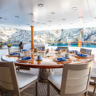 Sun deck - dining