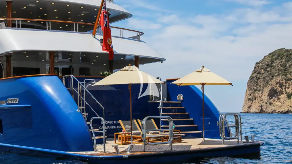 DIRT POOR - Swim Platform