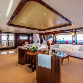 Main deck- salon