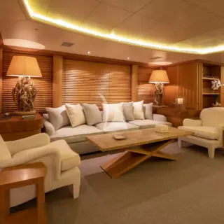 Main Deck Salon 5