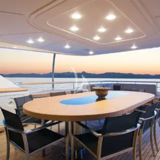 Upper Deck
