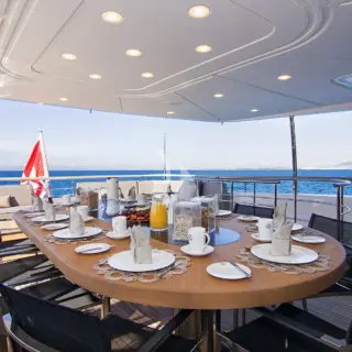 Upper Deck