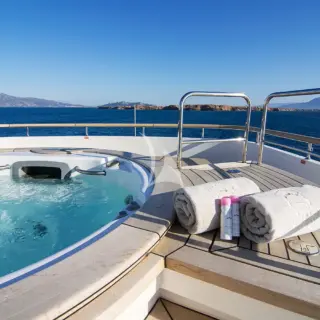 Jacuzzi