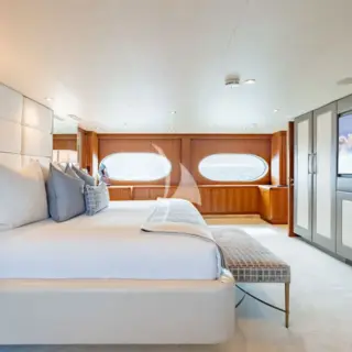 SEA CLASS - Primary Stateroom - Main Deck