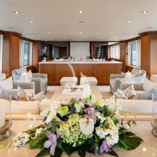 SEA CLASS - Main Salon