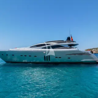 XAMAN - At anchor