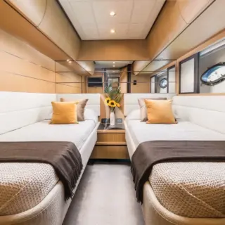 XAMAN - Twin cabin