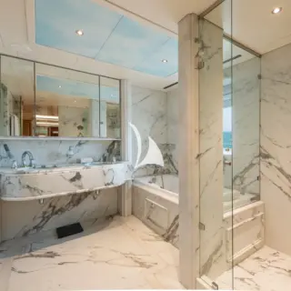 Bridge deck VIP bathroom en suite