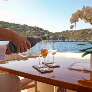 LADY EMMA - Welcome drinks