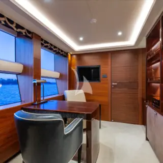 IMPERIAL PRINCESS BEATRICE - Master Private Office