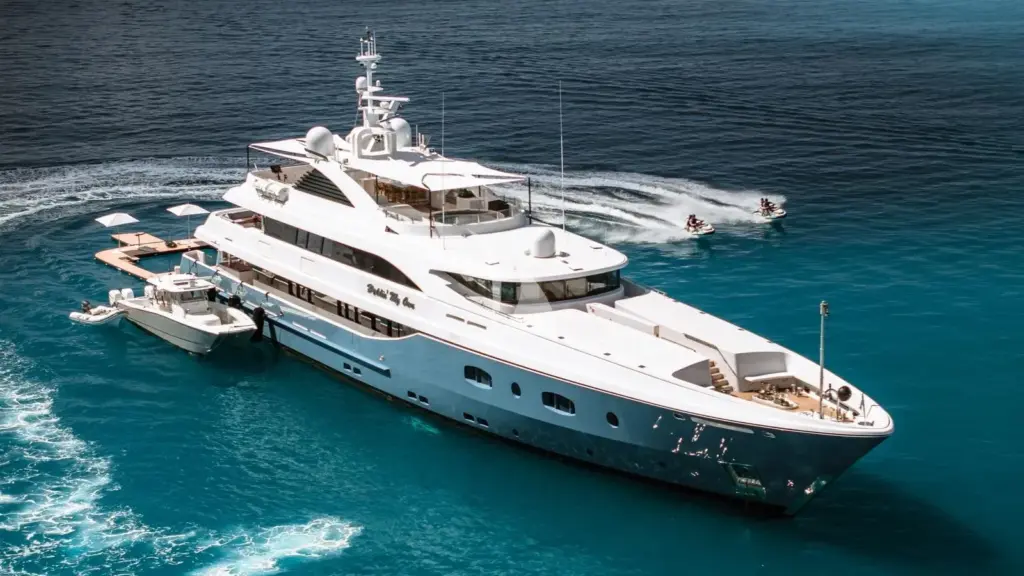 HOLDIN' MY OWN - Image 4