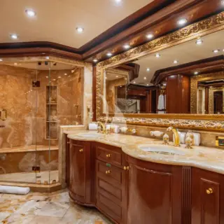 Master Ensuite