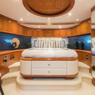 Double Cabin