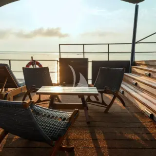 Outdoor lounge
