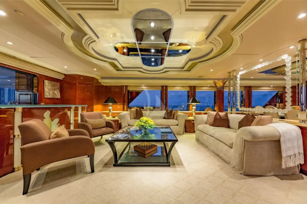 I LOVE THIS BOAT - Main Salon