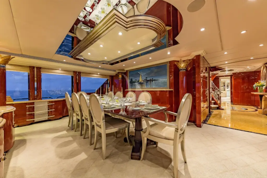 I LOVE THIS BOAT - Formal Dining (Table Seats 10 Guests)