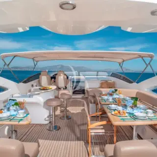 Sun Deck (bar has been removed)