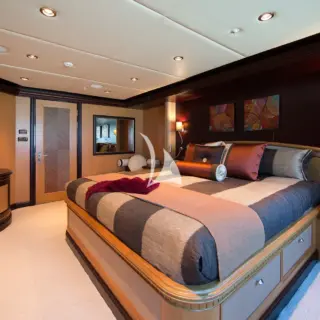 Double Cabin