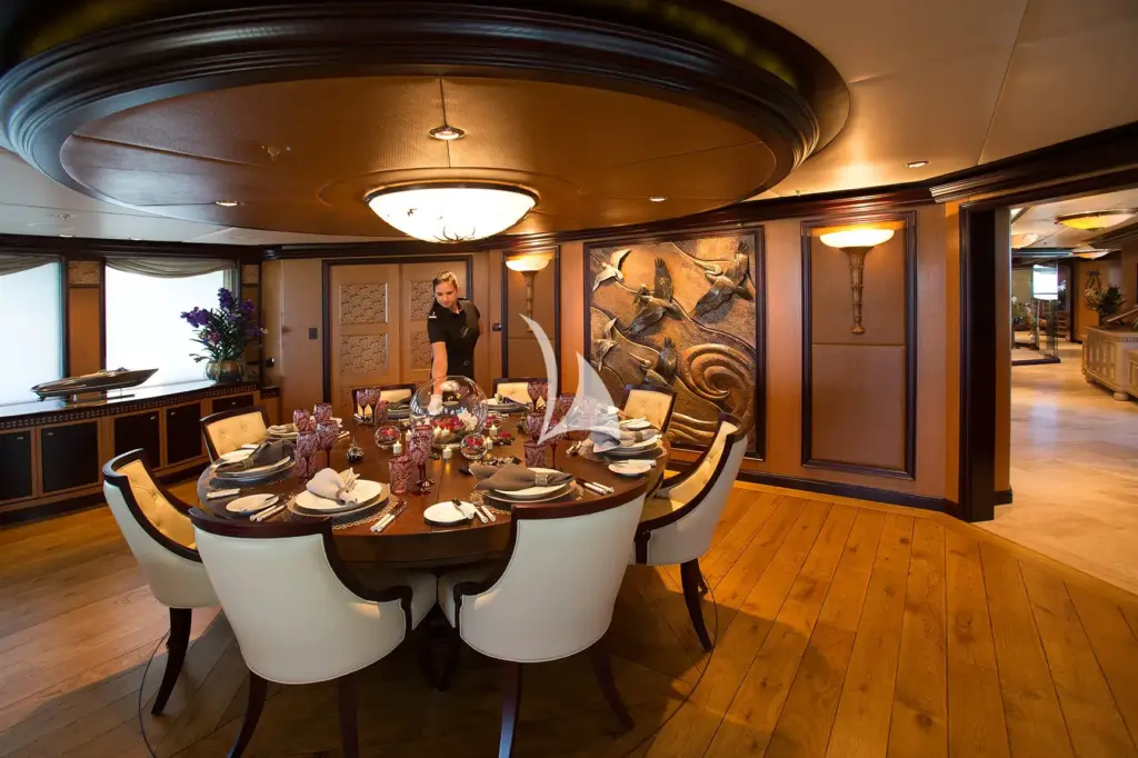COCOA BEAN - Main Deck Dining