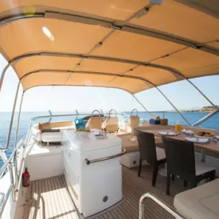 D5 - Flybridge 2 - Sep 2016