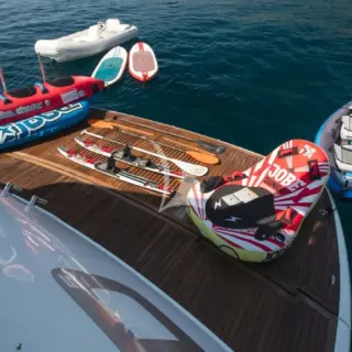 D5 - Water toys - 2016
