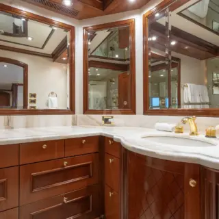 On Deck Master Ensuite