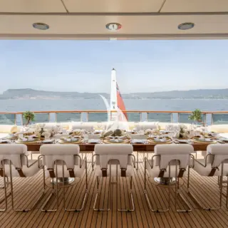 Bridge Deck Aft
