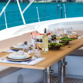 Exterior dinning