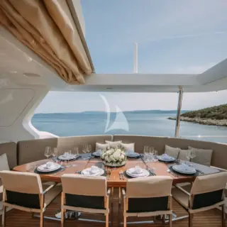 Sun Deck Al fresco Dining