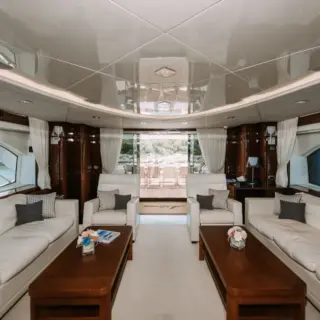 Main Deck - Salon