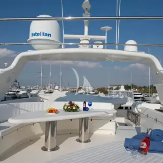 Sun deck