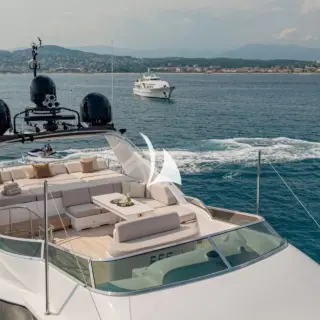 LOVE BOAT - Image 5