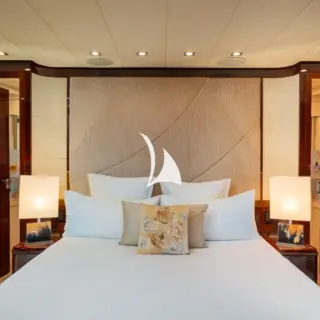 LOVE BOAT - Image 20