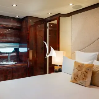 LOVE BOAT - Image 21