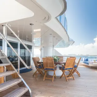 Bridge Deck Aft