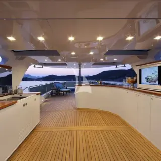 Sundeck