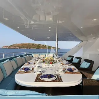 Main aft deck