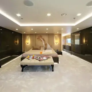 Master suite