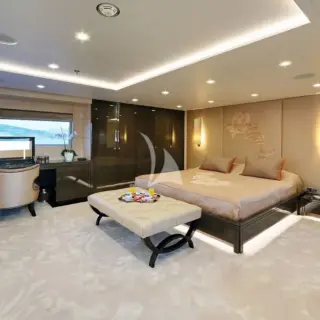 Master suite