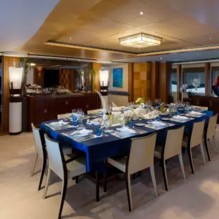 Main salon dining