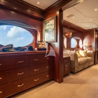 Entrance to master stateroom