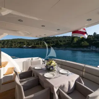 Main Deck - Al fresco Dining