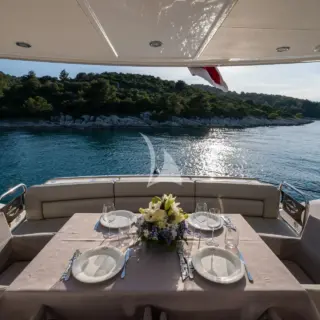 Main Deck - Al fresco Dining
