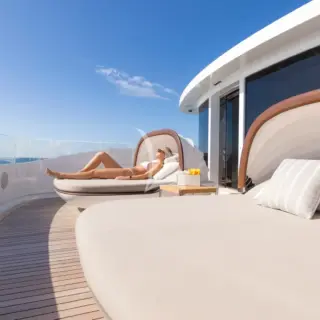 Wellness Deck Sunbeds
