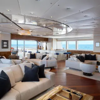 AQUA LARES - Upper - Deck Salon 